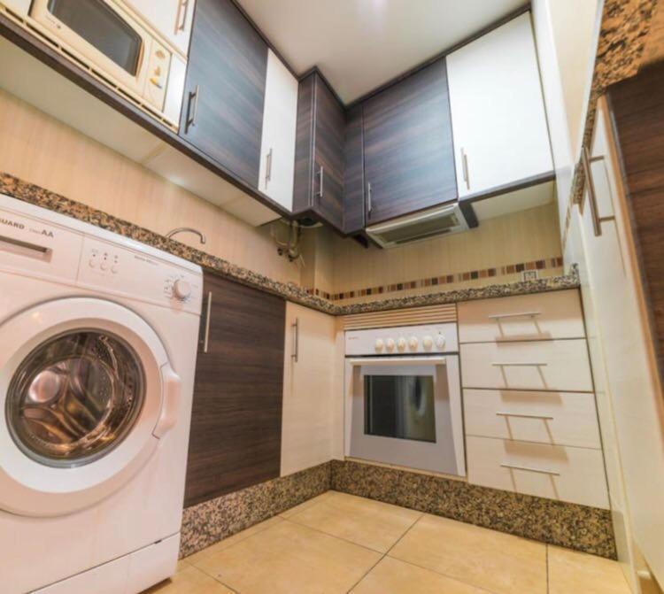פואנגירולה Calle Cuesta Apartment - Near Beach מראה חיצוני תמונה